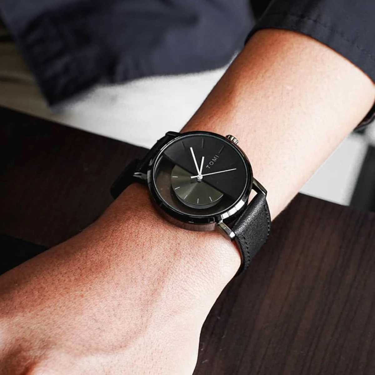 Tomi Fashion Simple Hollow Design Quartz W250104