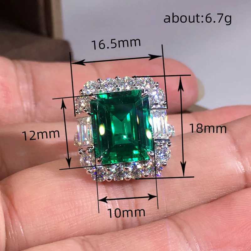 Luxury womens ring 925 sterling silver green geometric zirconia ring suitable for womens weddings gorgeous decoration womens jewelryXJ250412