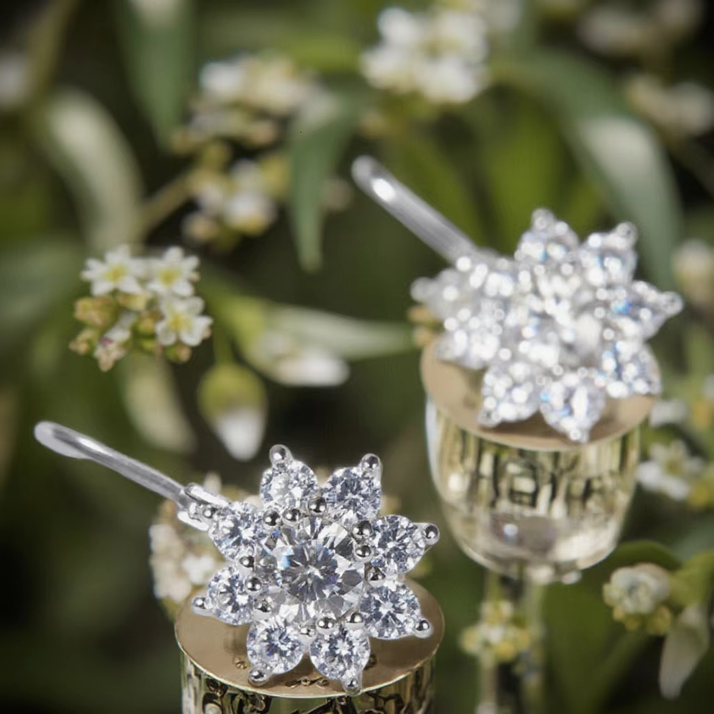 S Sier Suower Moissanite Dia Earrings Women Trendy wer Style for Weddings and Engagements