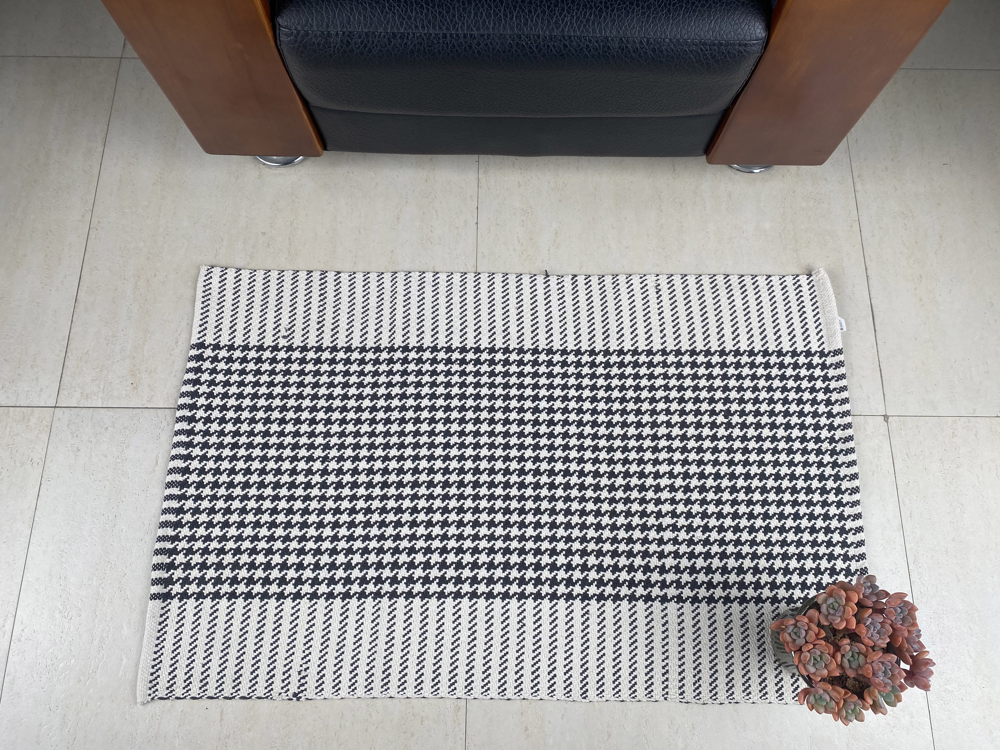 Robust Colored Cotton Area Rug - Versatile and Well-Made Flooring Solution