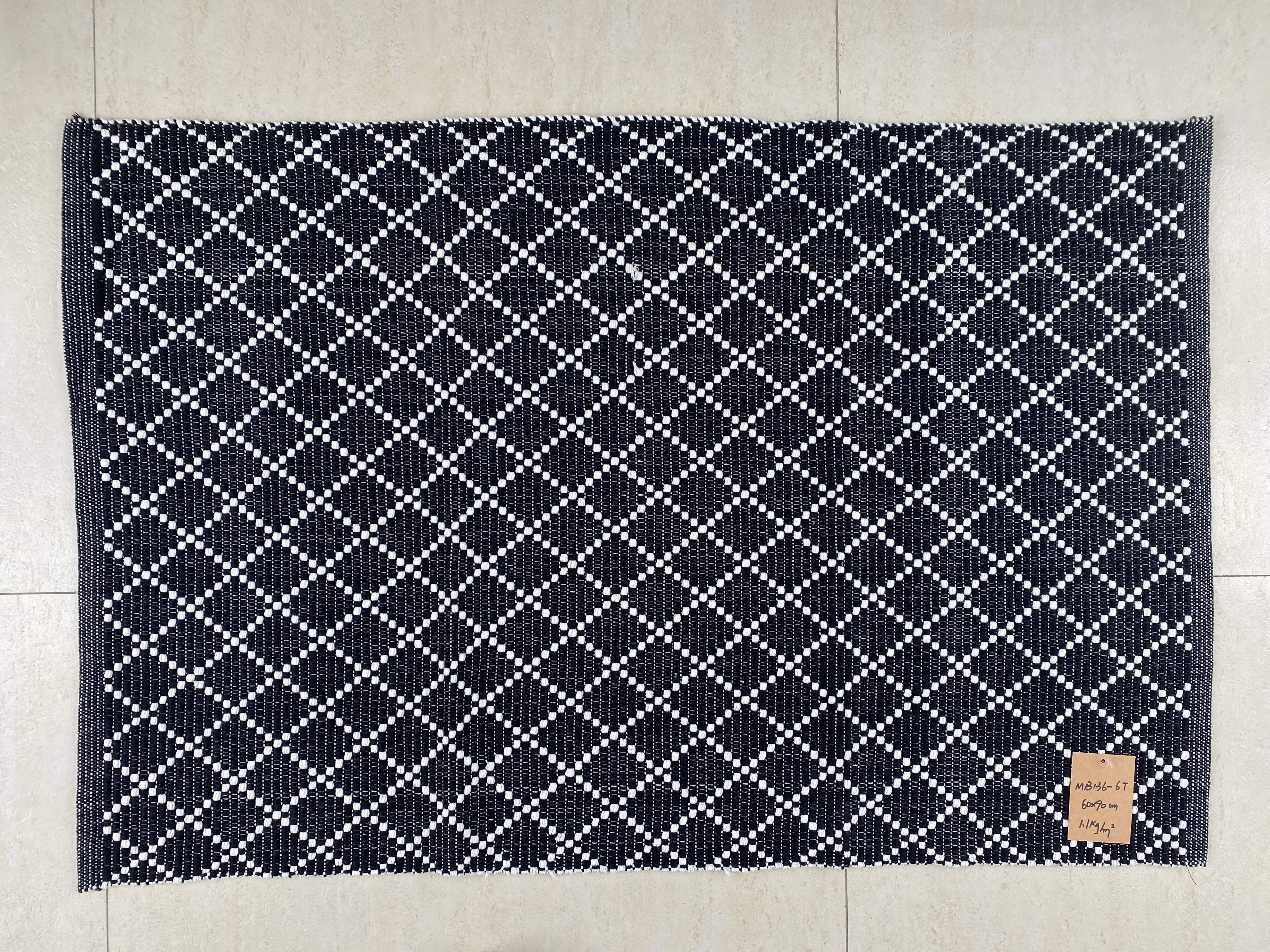 Luxurious Handwoven Cotton Carpets Perfect Blend of Style and Functionality for Any Interior Design Scheme