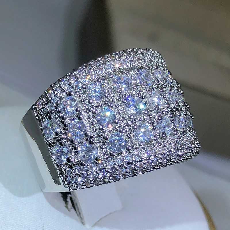 New luxury round 925 sterling silver pendant zircon engagement ring womens anniversary gift jewelry bulk salesXJ250412
