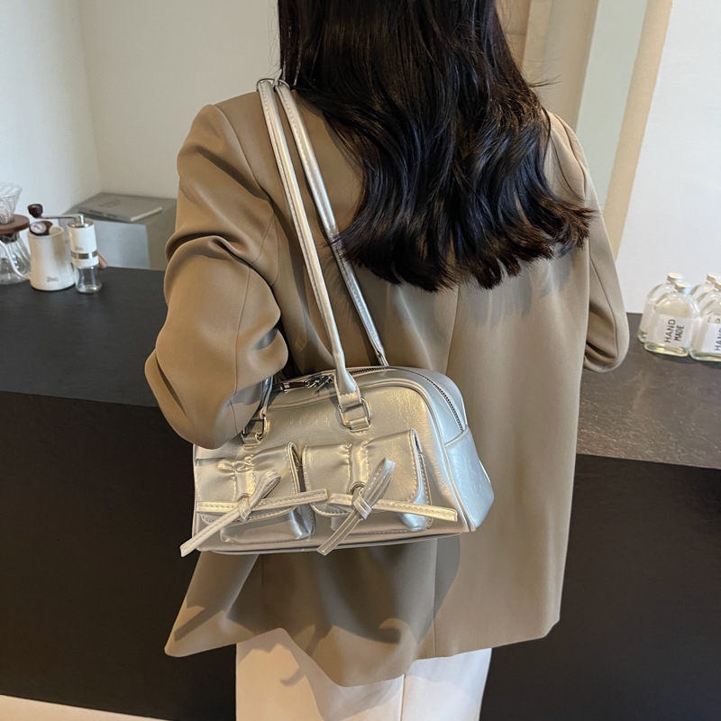 Underarm Multi Pocket For Women 2024 New Korean Version Trendy Fashionable Travel Bag, Niche And Simple Casual Shoulder Bag