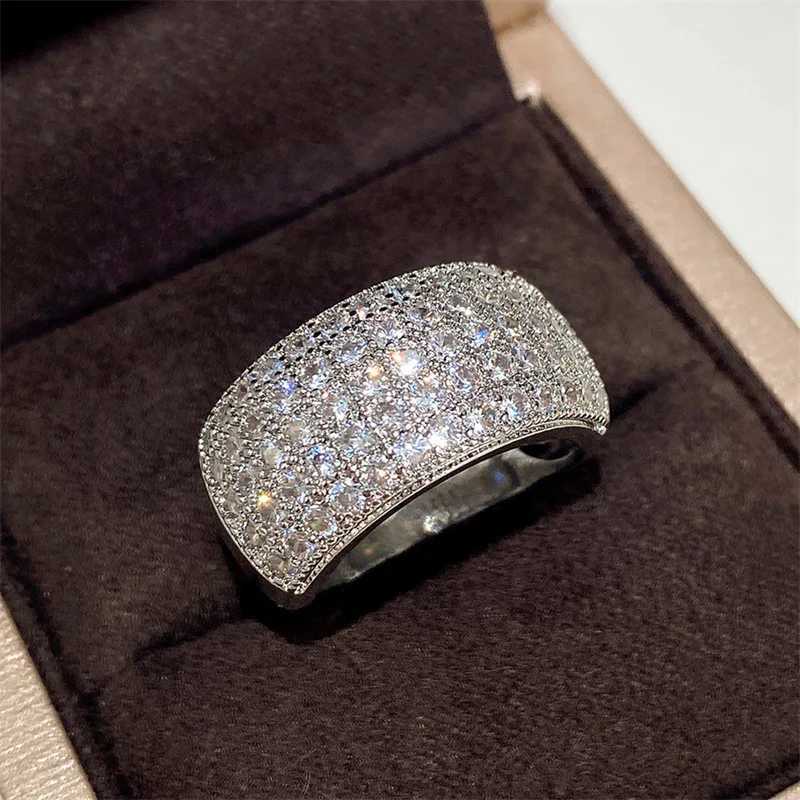 Exquisite Female Rings 925 Sterling Silver Super Shiny Half Circle Zircon Finger Rings for Women Promise Wedding JewelryXJ250104