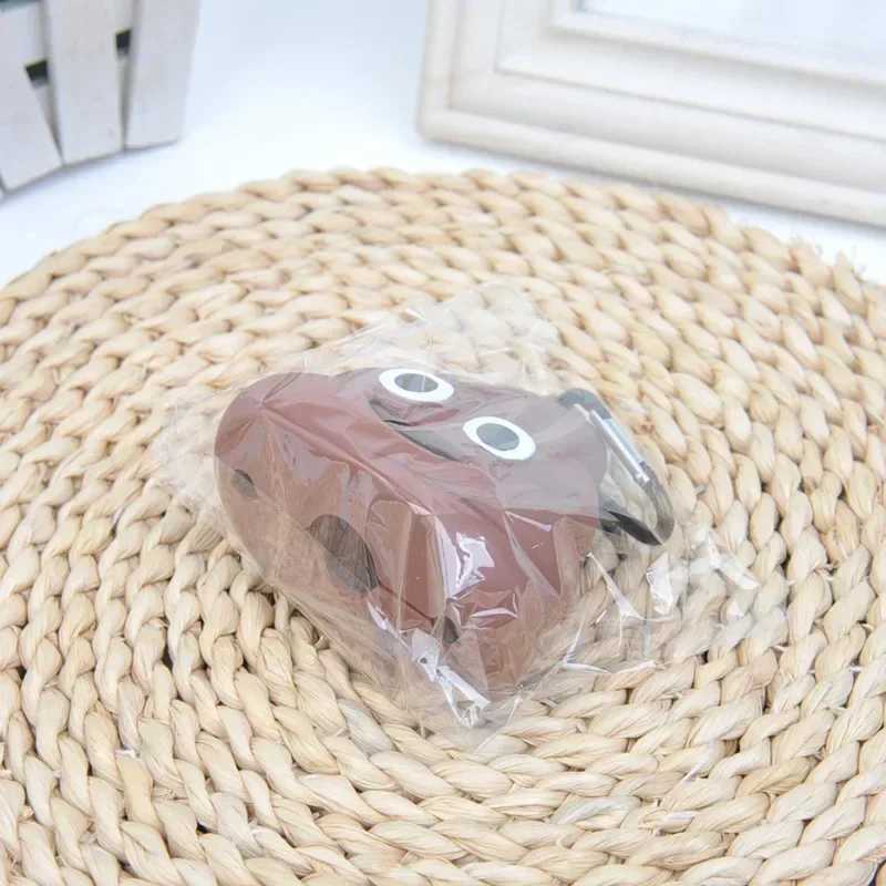 Pet supplies garbage bag dispenser cat and dog go out portable degradable dog toilet bag stool storage boxXJ250104