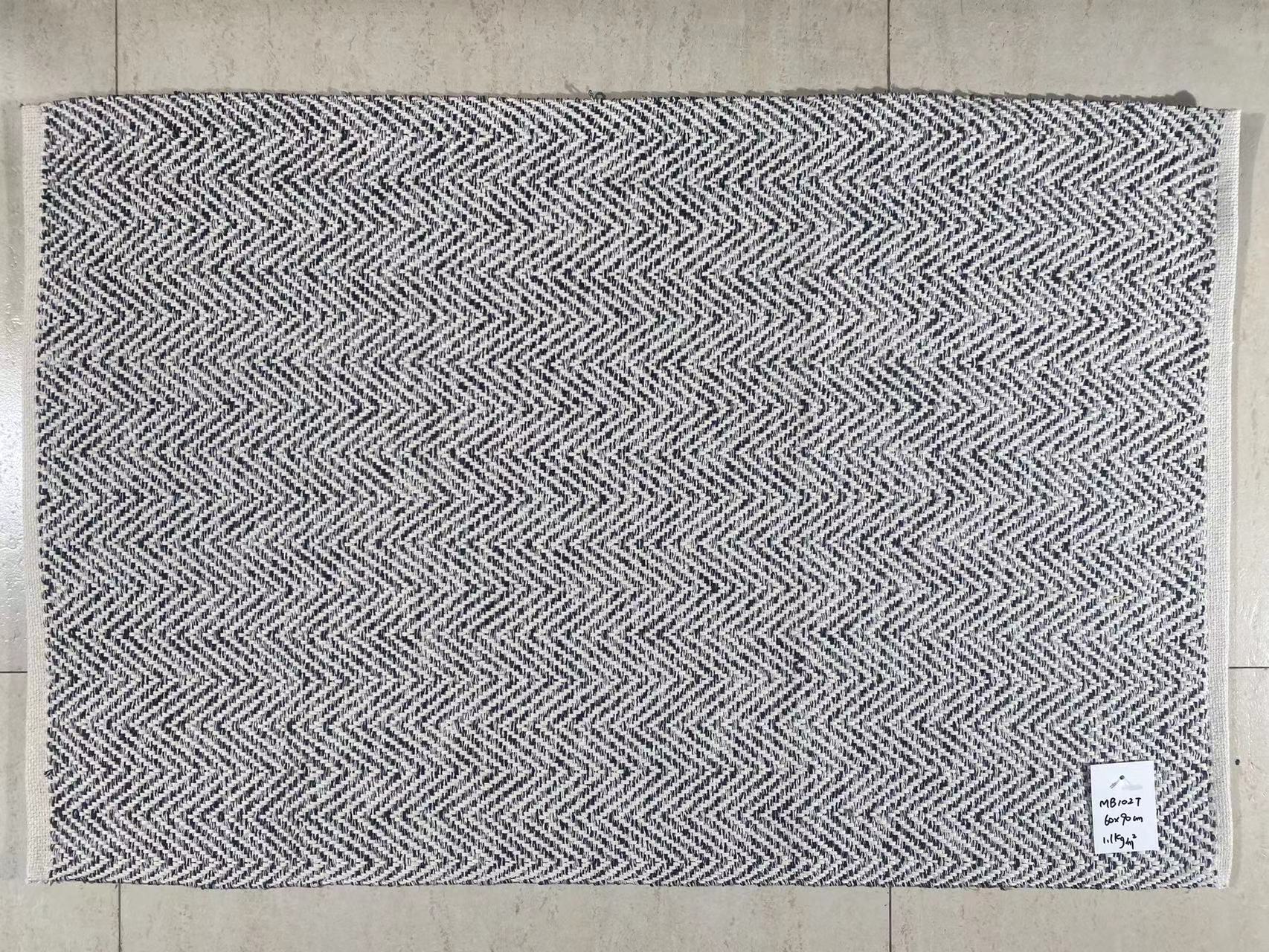 Elegant Customizeable Knit Cotton Carpets - Premium Comfort with Stylish Home Accents