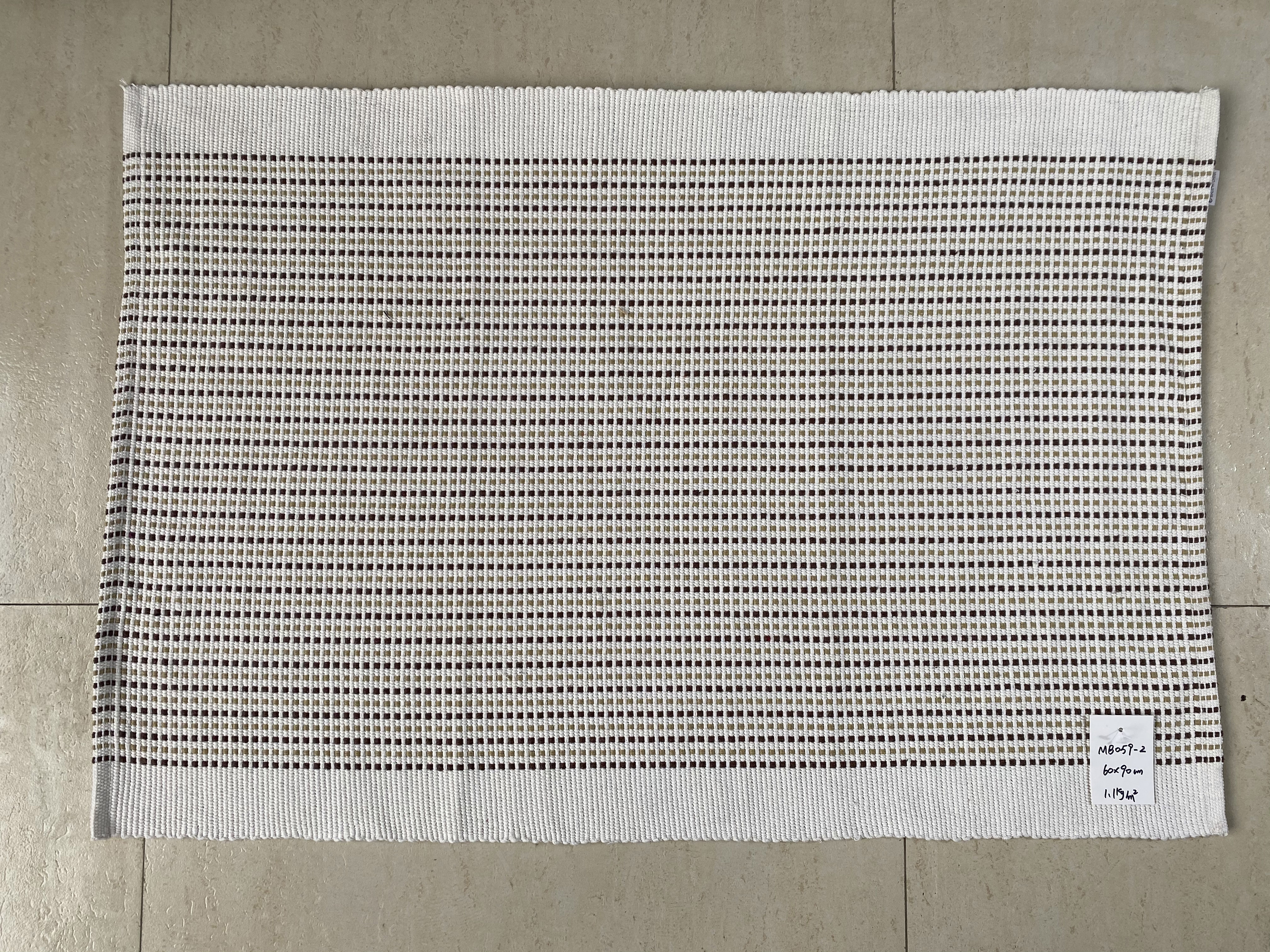 Durable Handcrafted Multicolored Cotton Rug - Elegant Living Room Accent