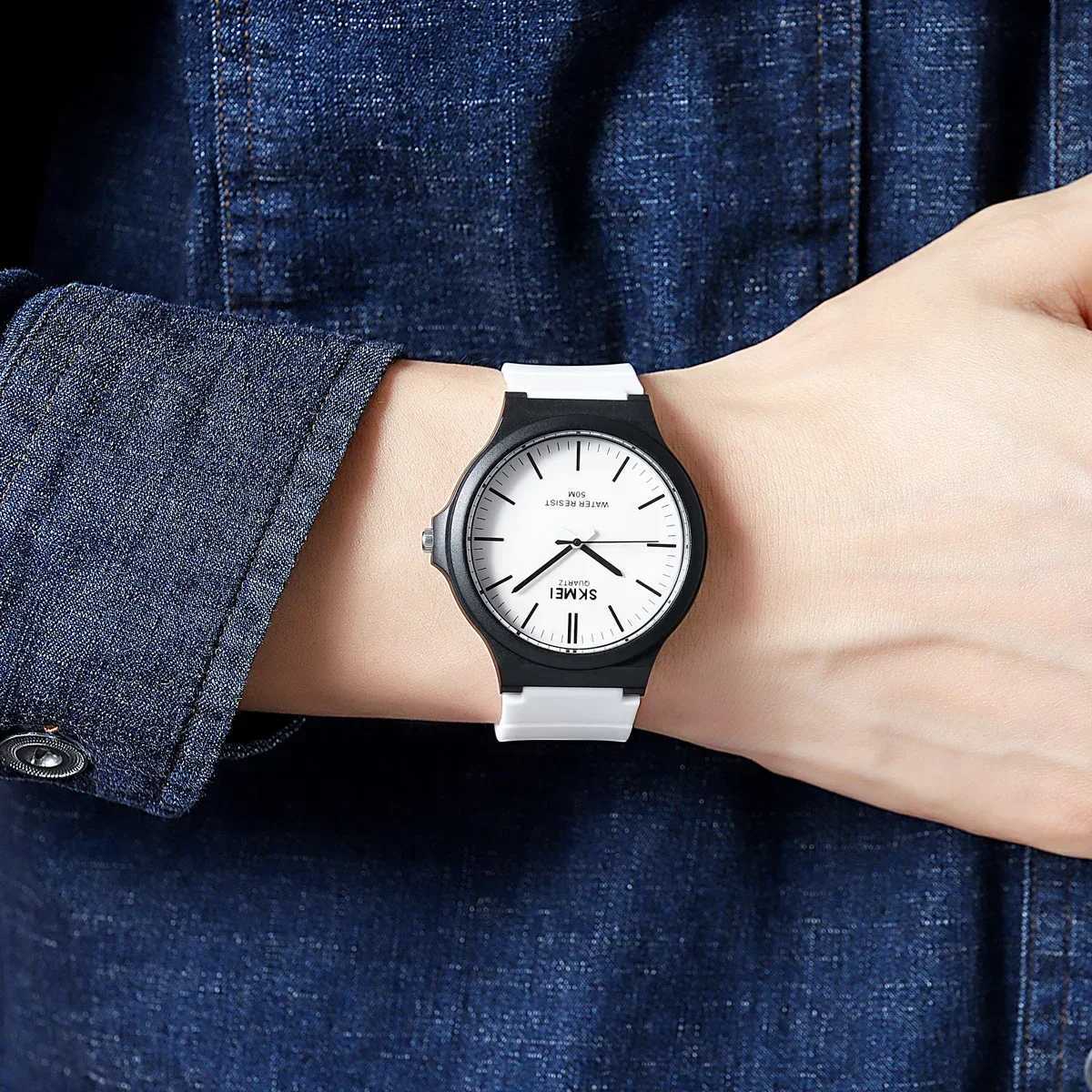 SKMEI 2108 Mens Fashion Simple Waterproof Ultimate Sports Quartz Mens Watch Shock resistant Clock 1419 Reloj Hombre W250104