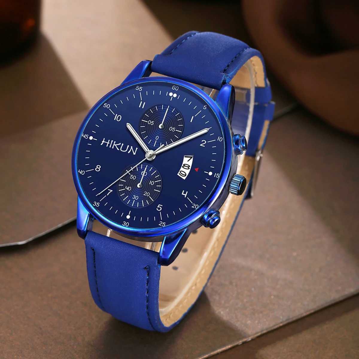 Black classic quartz mens dial fashionable round quartz simple casual sports leather W250104