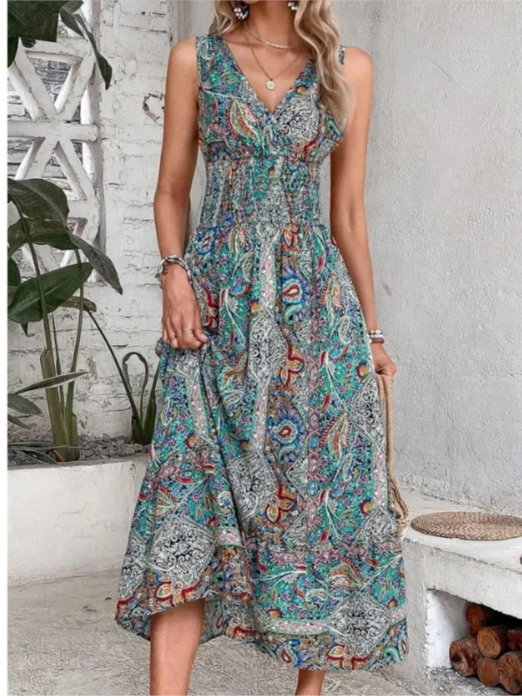 Summer Bohemian Dress Womens Fahsion Sleeveless Printed Beach Party Dress Elegant Casual Holiday Womens Wear 250103