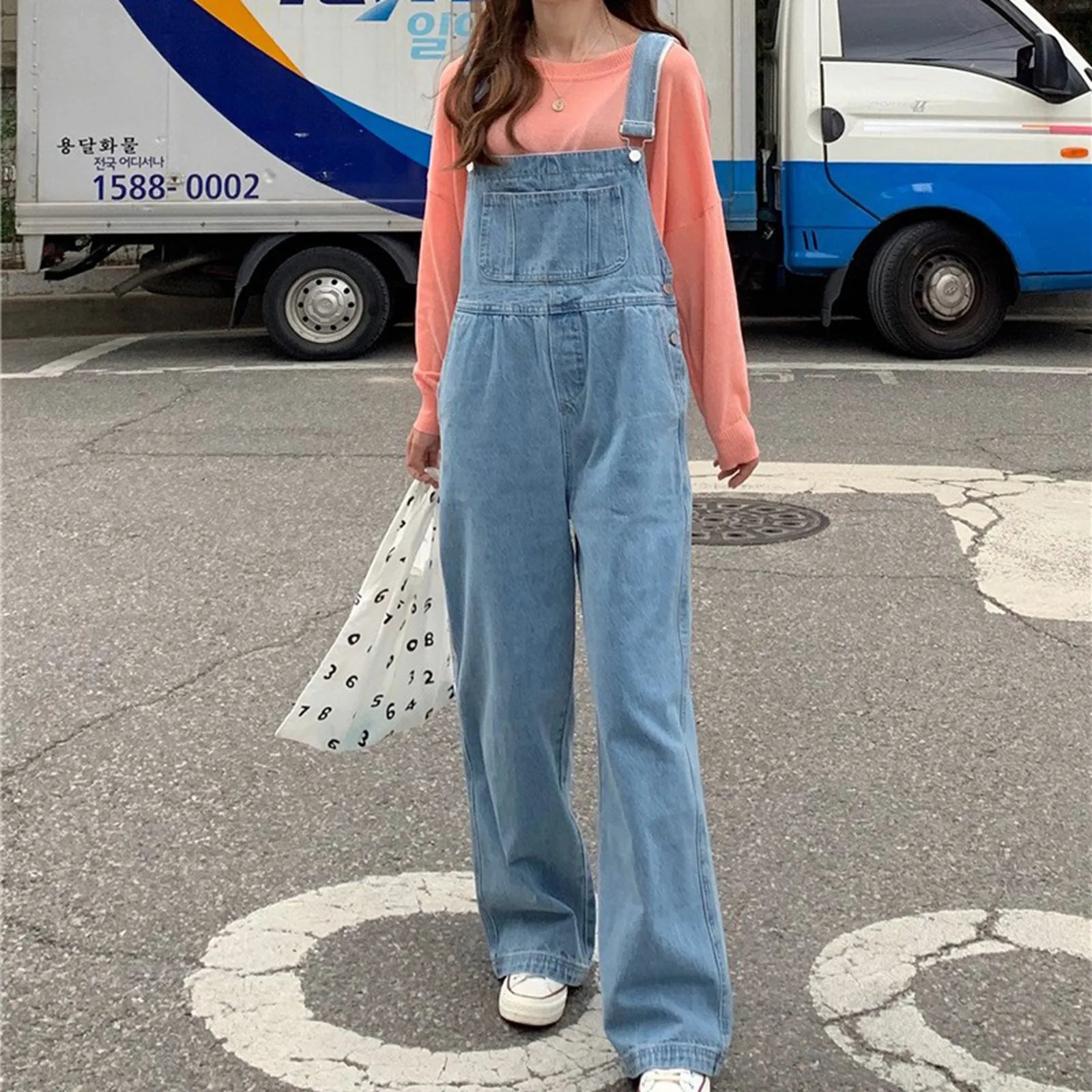 Jeans Women Denim Overalls Y2k Korean Style Adjustable Straps Retro Jumpsuits With Pockets Oversized Buttoned Wide Leg Playsuits 241230