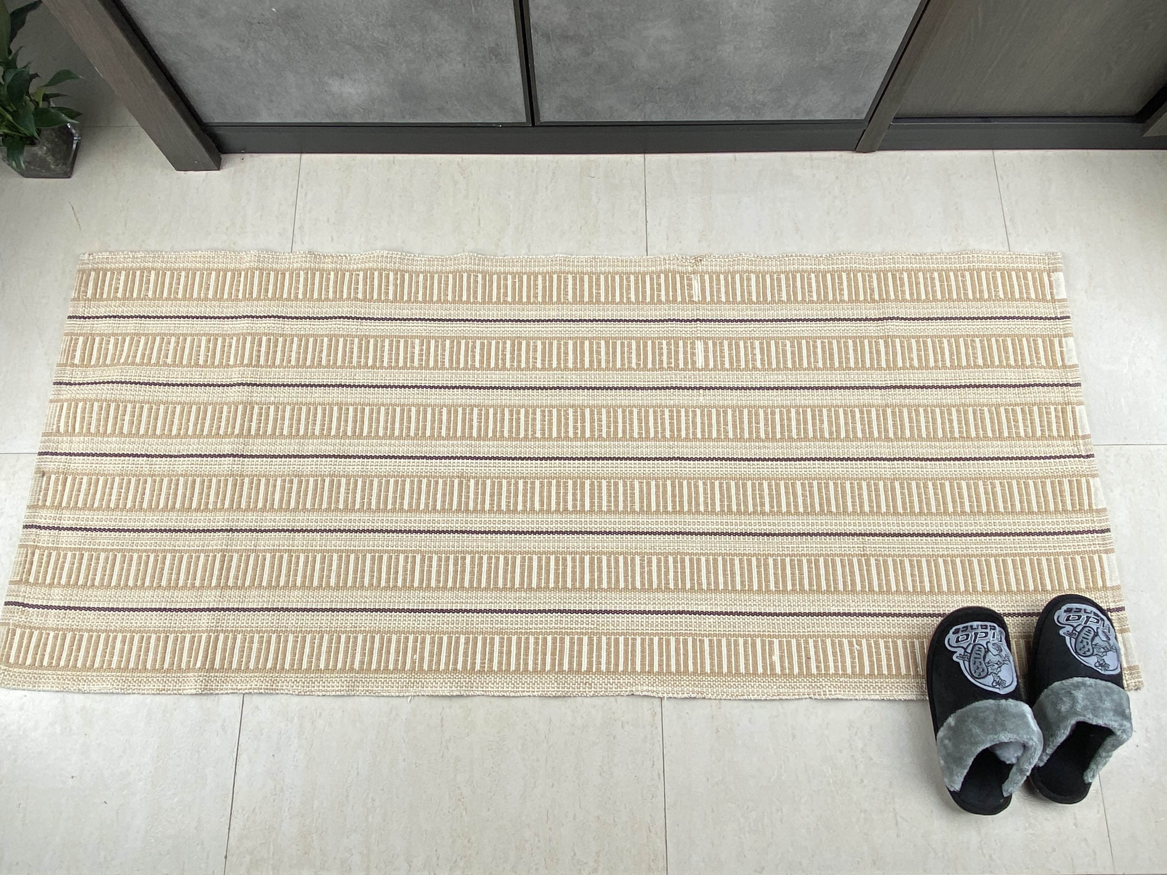 High-Quality Cotton Carpet Comfortable and Sophisticated Home Furnishing Solution