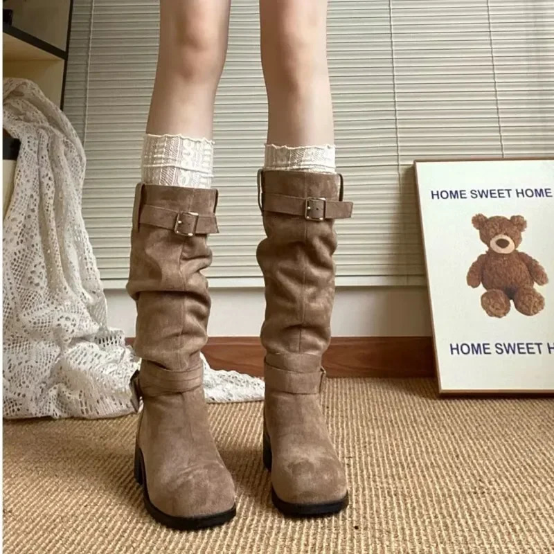 2024 Spring and Autumn High Quality Womens Shoes Fashionable Round Toe Medium Heel Solid Color Suede Sleeve Womens High Boots 250103