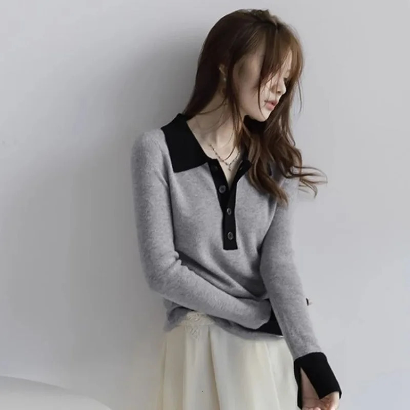 Long sleeved womens T-shirt knitted button womens polo shirt contrasting color T-shirt 250103