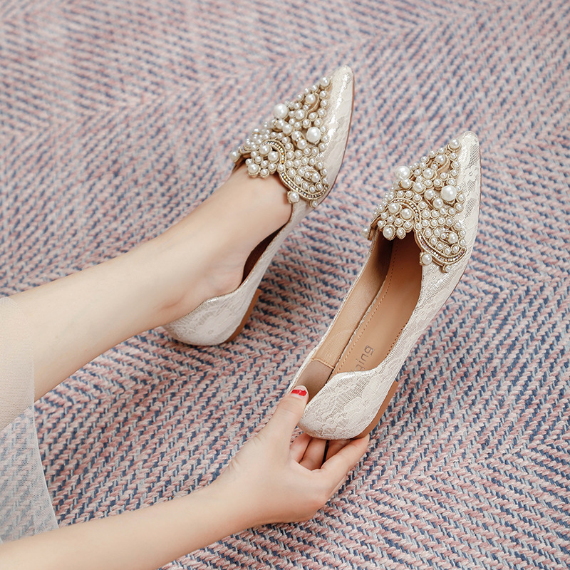 Spring Autumn New Large Women's Shoes Lace Pearl Wedding Footwear Casual Pointed Mary Jane Comfort Fashion Ladies Shoes