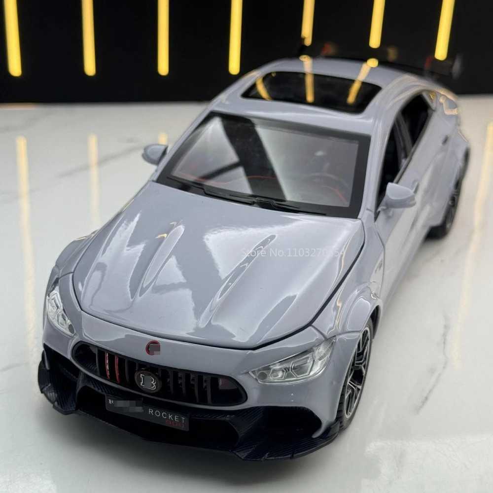 Diecast Model Cars 1/24 Alloy Model B900 Sports Car Toy Metal Body 6-Door Opend Sound and Light Pullback Function Models Vehicle Series Organizer CL25