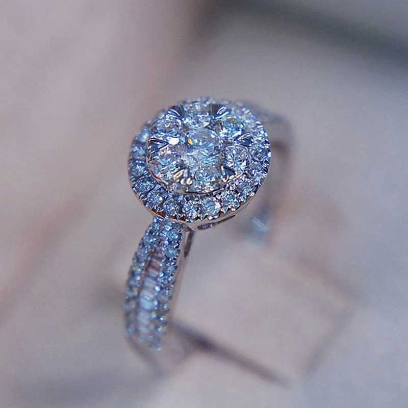 Huitan Elegant La Luxury Ring Bridal Wedding Band with Brilliant Zirconia Graceful Gorgeous Finger Accories for EngagementXJ250104