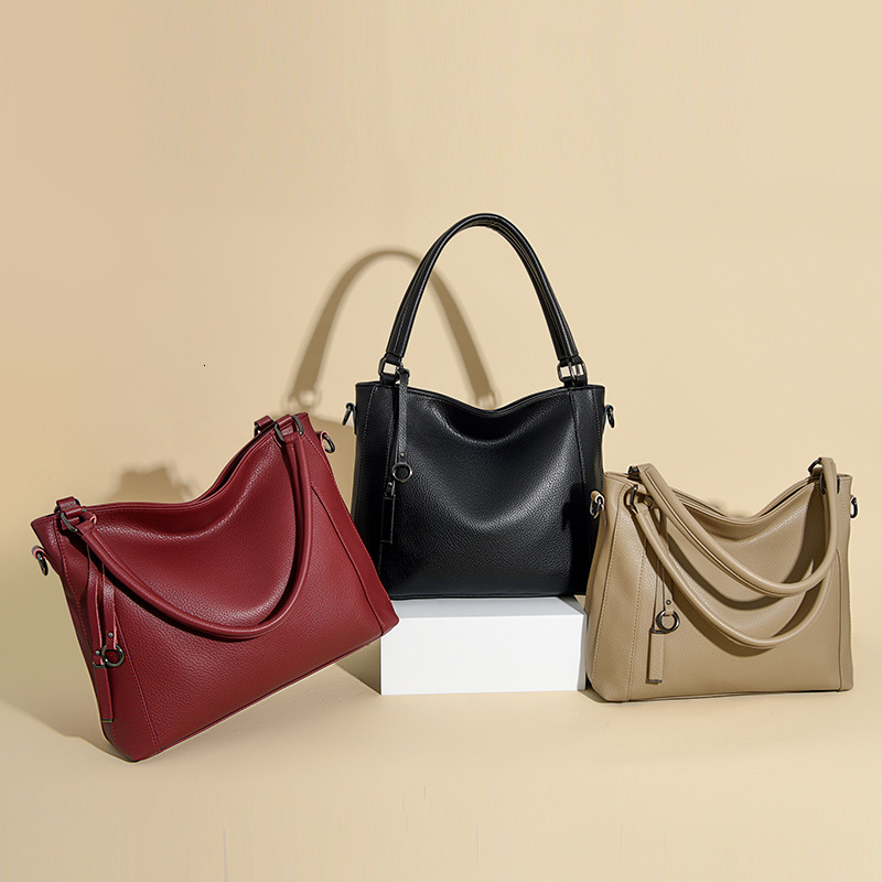 Large Capacity Tote 2024 New Fashion Trend Shoulder Casual Versatile Crossbody Large Bag