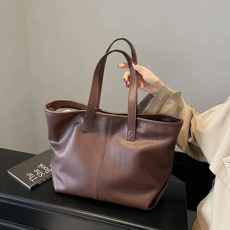 Large capacity solid color PU shoulder bag with soft zipper popular commuting designer handbag hot selling multifunctional fashion handbag bag