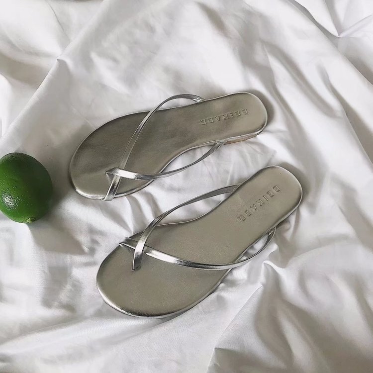 South Korean Ddmywed New Minimalist Clip Toe Flat Slippers For Women S Summer Outdoor Beach Flip Flops Chinese Brand Shoes F Ddmysaturn
