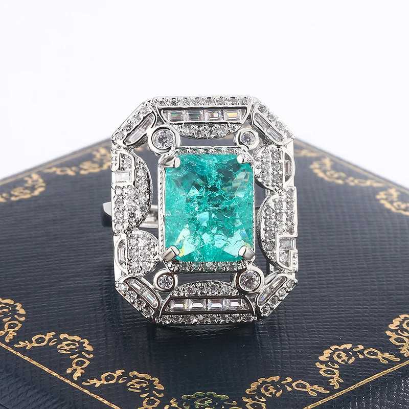 S925 Silver Plated Premium Jewelry Light Luxury Emerald Square Diamond Ring Fashion Opening Adjustable Design Womens JewelryXJ250104