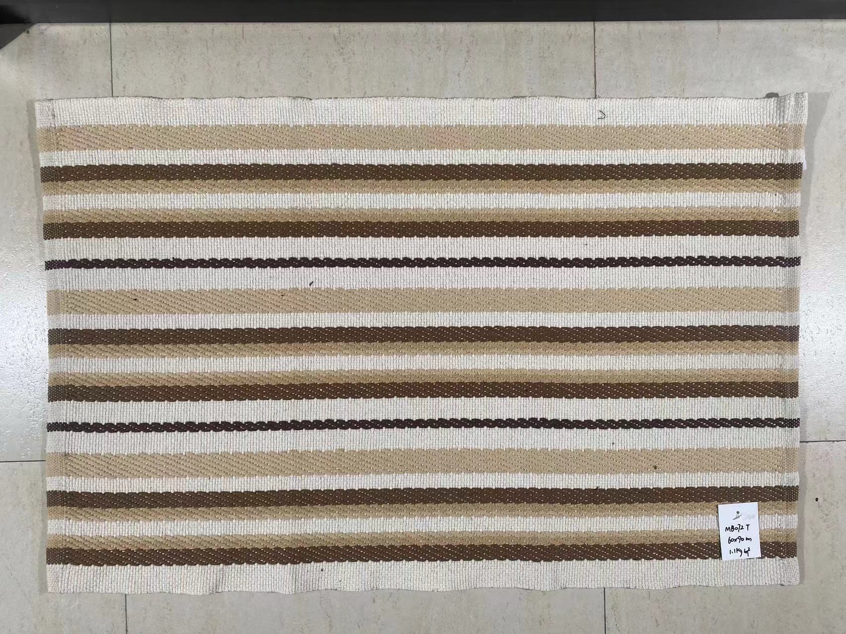 Chic Hand-Woven Cotton Floor Coverings - Customize Your Living Room's Look