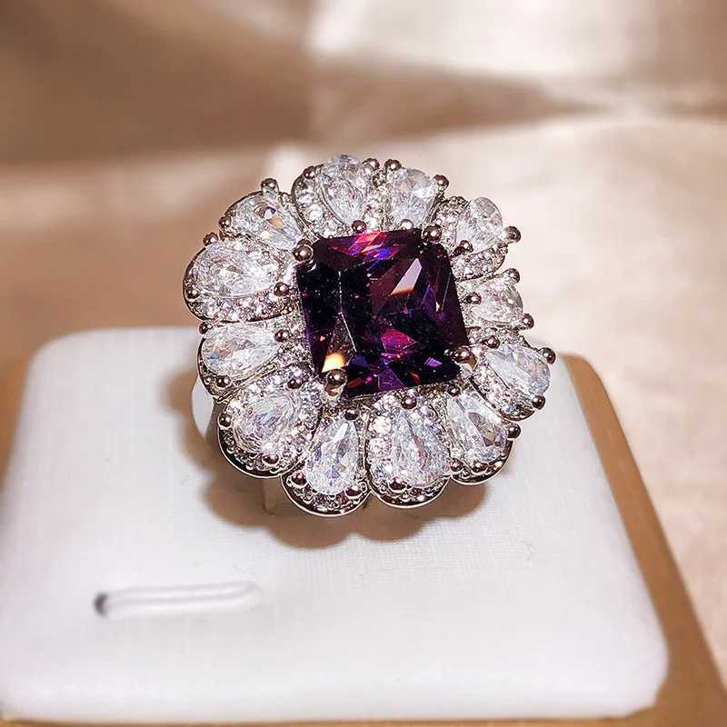 Radiant High Quality Colourl Ladies Ring Luxury Full Diamond 925 Sterling Silver Ladies Hot Selling Jewelry Party AccoriesXJ250104