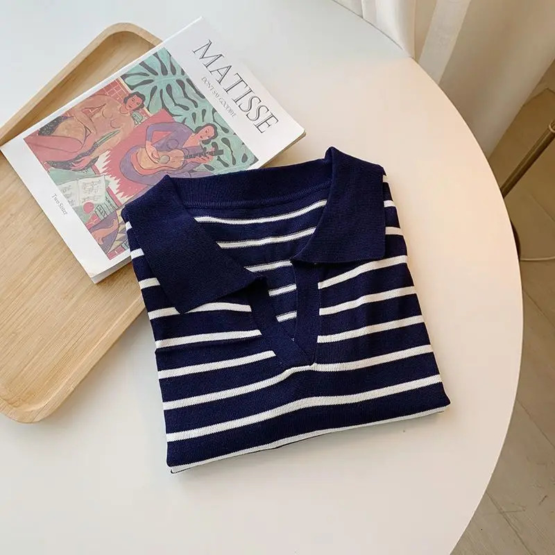 Korean Simple Loose Long Sleeve Knitted Polo Shirt for Women with Collar Panel Splicing Work Feels Ultra Thin Versatile V-neck Top 250103