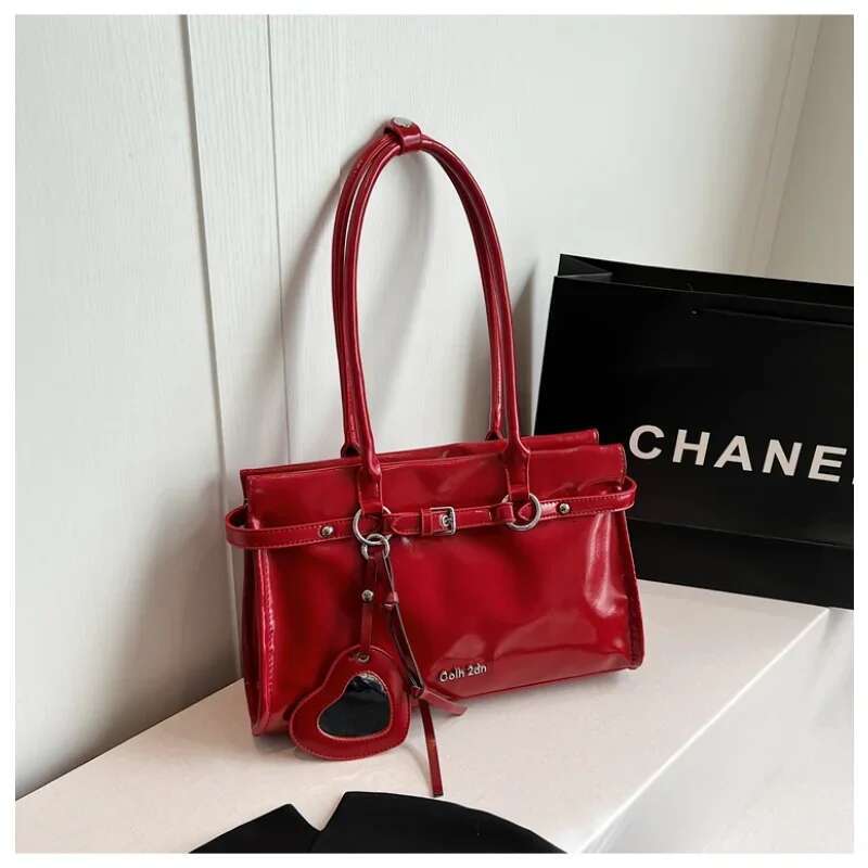 New Fashion Design Shoulder Bag Women s Cute Handbag and Wallet New Women s Crossbody Bag with Mirror Pendant bag