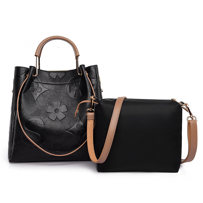 Female Hot Selling New Bucket Bag, High-End Fashionable Embossed Handbag, Large Capacity Mother And Child Shoulder Bag
