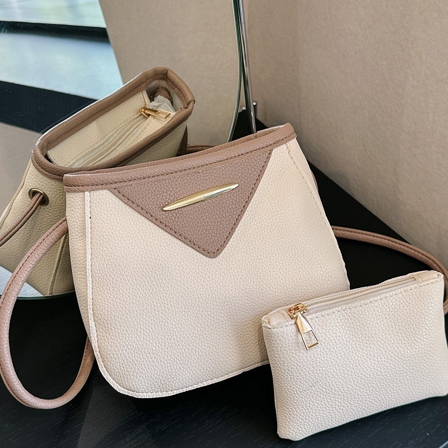 This Year's Trendy Fashion Small 2024 New Women's Stylish Texture Versatile Crossbody Casual Bucket Bag