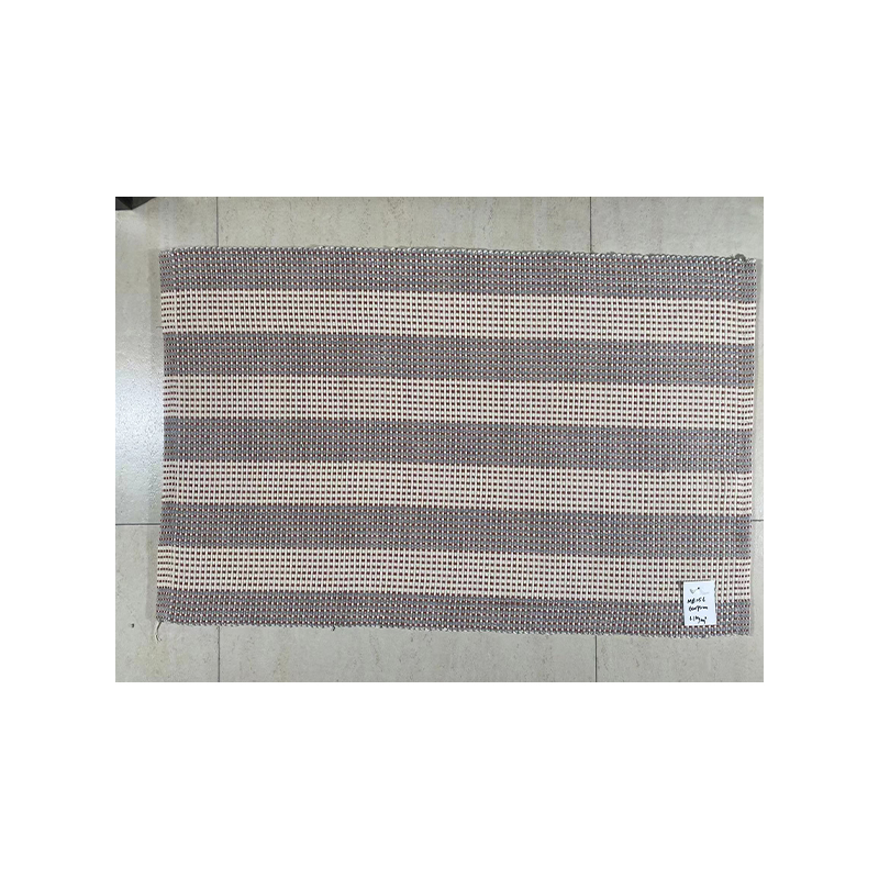 Luxurious Hand-Made Cotton Floor Mat - Enhance Your Home with a Mixture of Design & Comfort