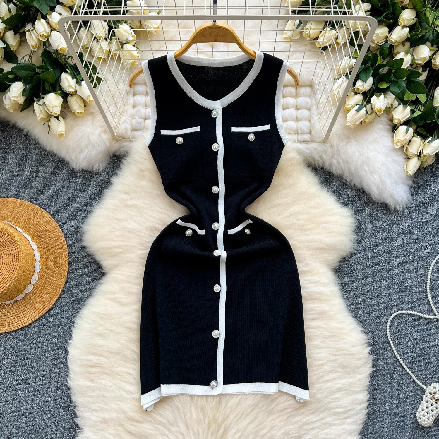 Knit Sleeveless Single Breasted Mini Dress Women Slim Contrast Female Patchwork Dresses Summer Fashion O Neck Pockets Lady Robe 250102