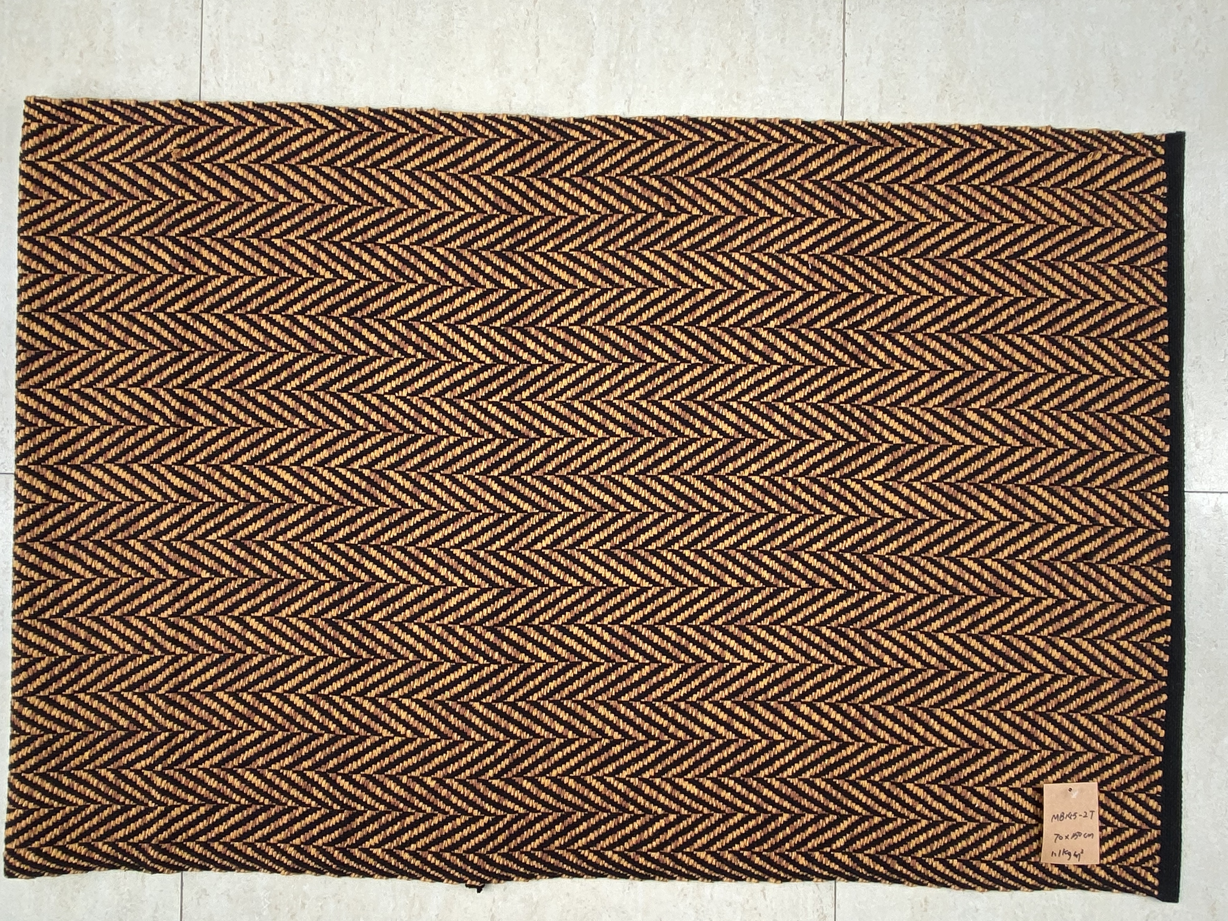 Elegant Customized Cotton Carpet Rugs Resilient Home Design Element with Timeless Appeal