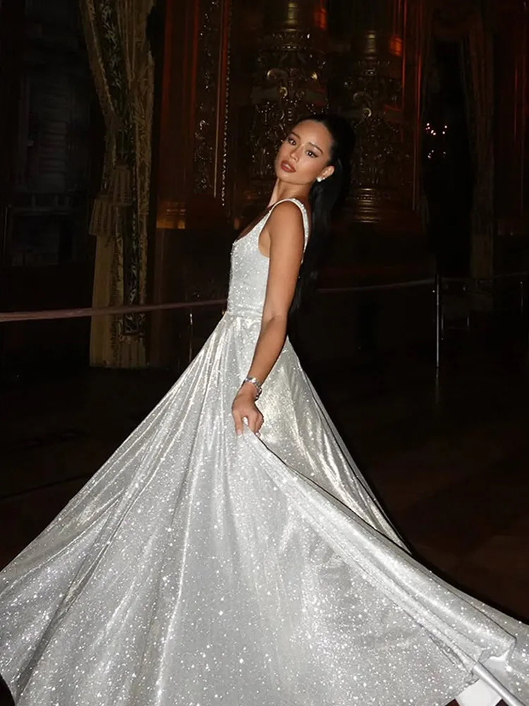 Womens Elegant Silver High Waist A-line Dress Fashionable Backless Square Neck Strap Dress 2025 Shining Party Club Womens Robe 241230