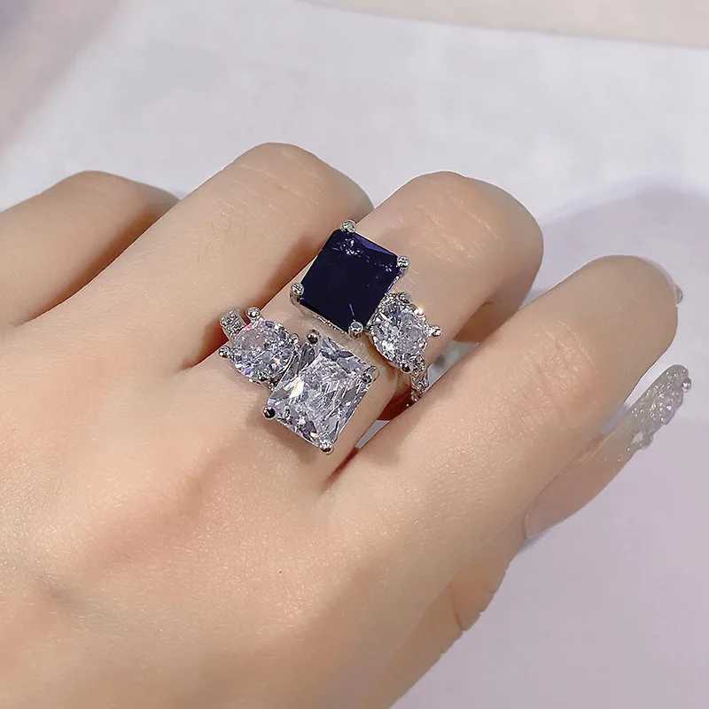 925 Silver Luxury High Caon Diamond Flower Cut Proposal Ring Female Square Dark Blue Zircon Party Birtay Jewelry GiftXJ250514