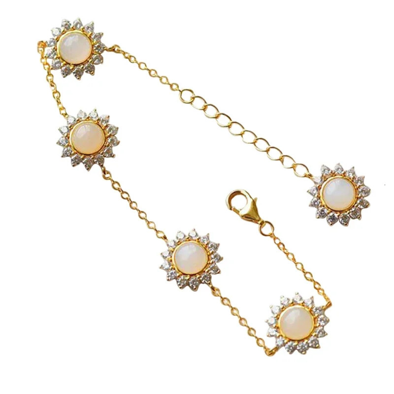 Inspired of silver natural Hetian chalcedony daisy sunflower bracelet suitable for womens elegant fresh and exquisite bracelet jewelry 250102