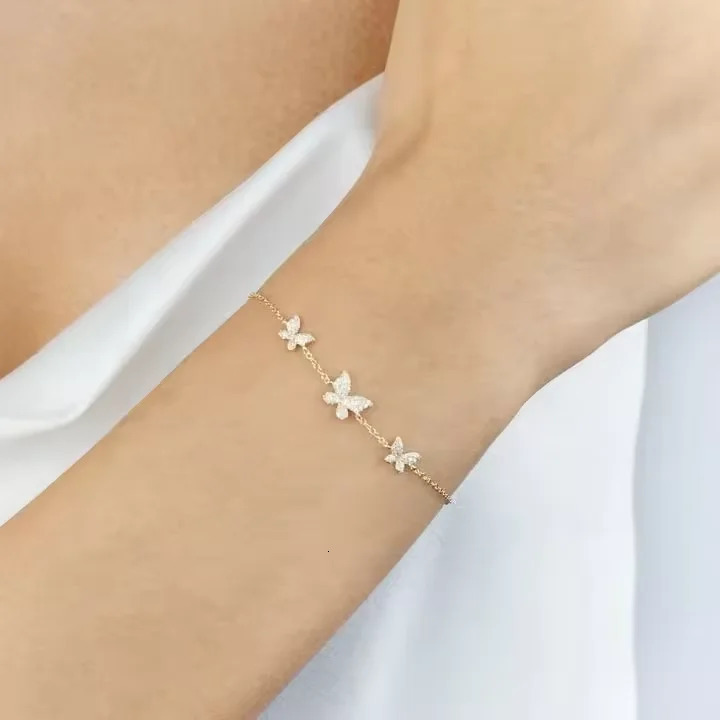 Real 925 sterling silver sparkling CZ butterfly chain pendant sparkling and cute charm bracelet 250102