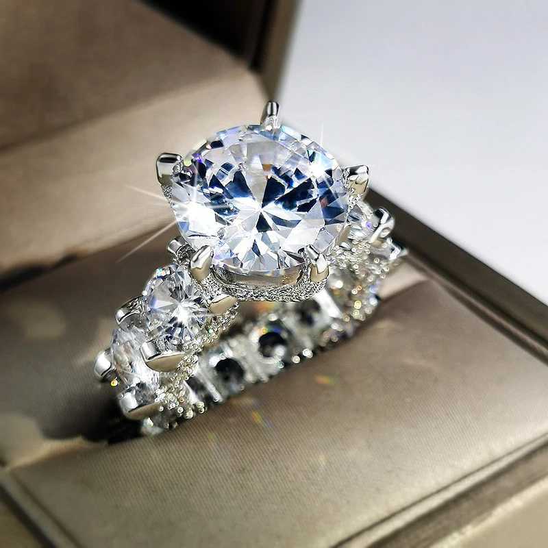 Top Design 925 Stamp Ring For Propose Wedding Engagement Ring Princ Inlaid Big Diamond Rings For Gift Girl FriendXJ250104