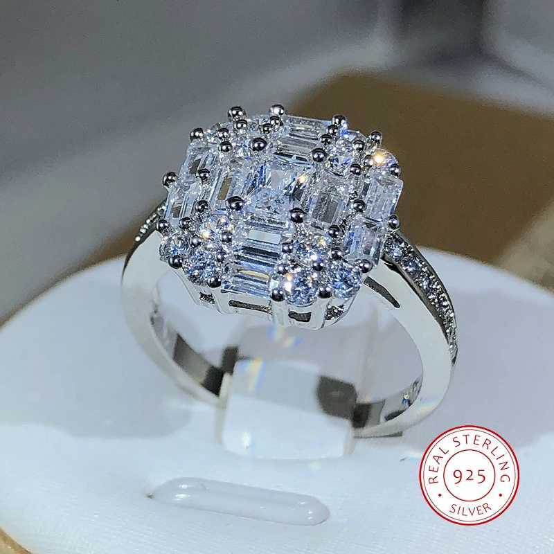 Exquisite Square Zircon Countl Cl Rings 925 Sterling Silver For Ladies Fashion Jewelry Party Cocktail GiftXJ250104