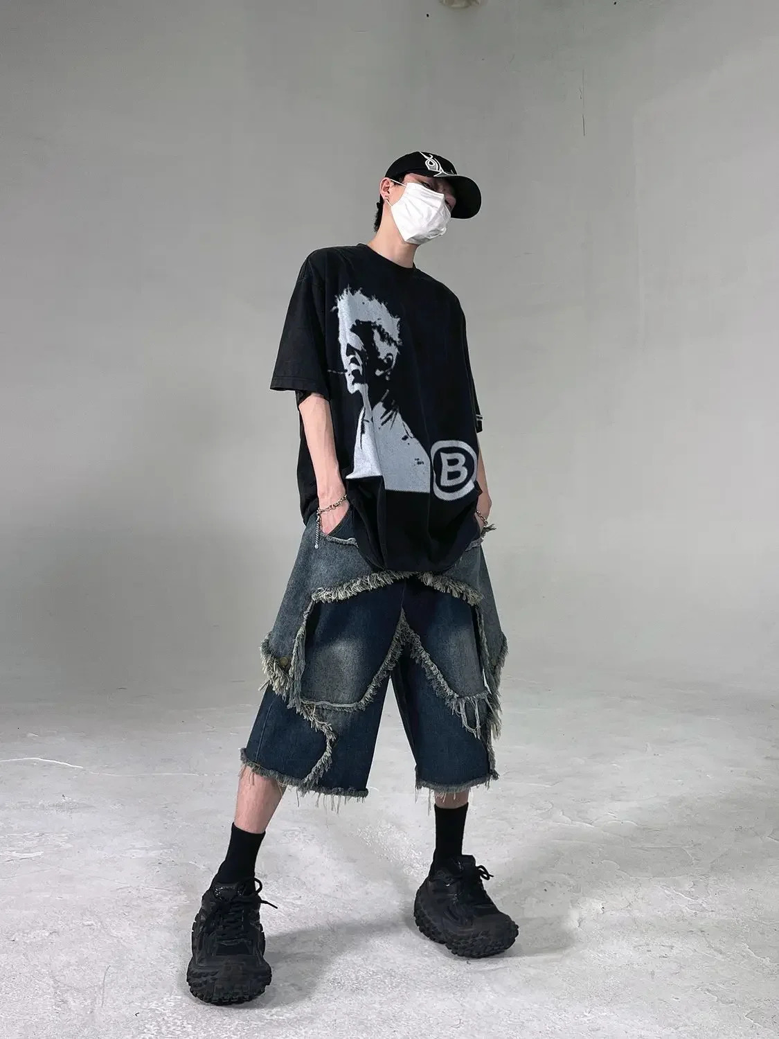 High Street Retro Star Patch Tassel Men Denim Shorts Loose and Casual Hip Hop Street Couple Pants Sports sweatpants 241224