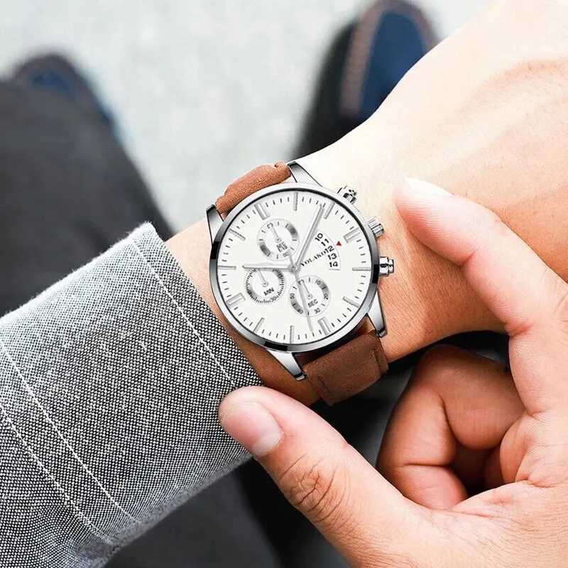 Luxury and fashionable mens military sports mens brown leather quartz wrist mens casual Relogio Masculino W250104
