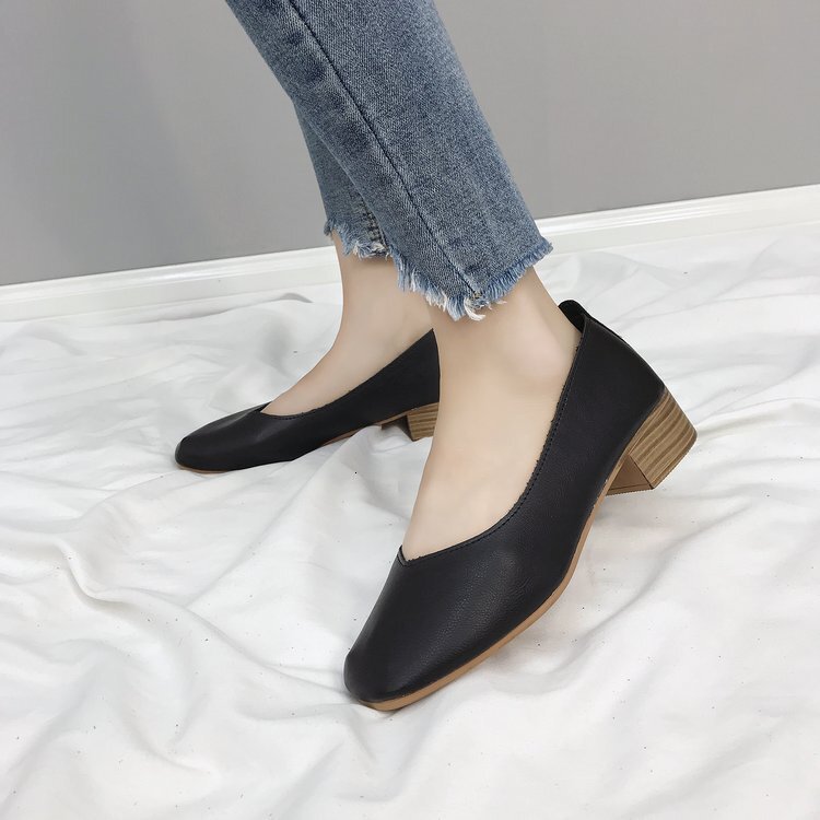 Ddmywed Shallow Mouth New Grandma Soft Leather Single Head Thick Heels Korean Edition Medium Heel Women's Shoes Chinese Brand Shoes F0104-14 ddmy