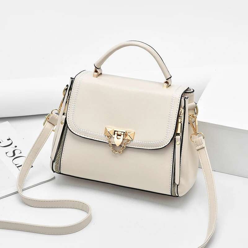 New Travel Handbag Women s Designer Trendy Crossbody Bag Fashion Shoulder Bag bag