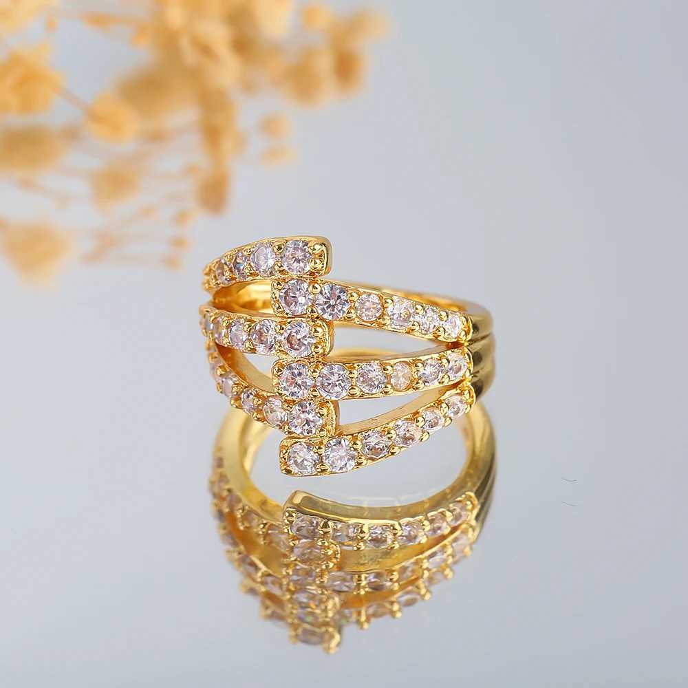StyIe Temperament Three Iayer FuII Diamond PIating Micro InIay Design Advanced IrreguIar Fashion Iadies High QuaIity RingXJ250104