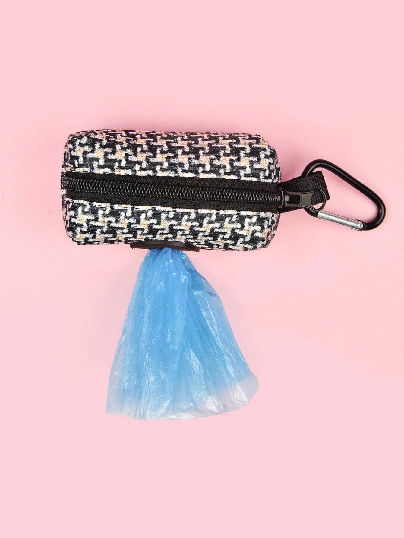 1pcs Furry Cute Design Dog Poop Bag Holder for Leash AttachmentNo Poop Bag And LeashXJ250104