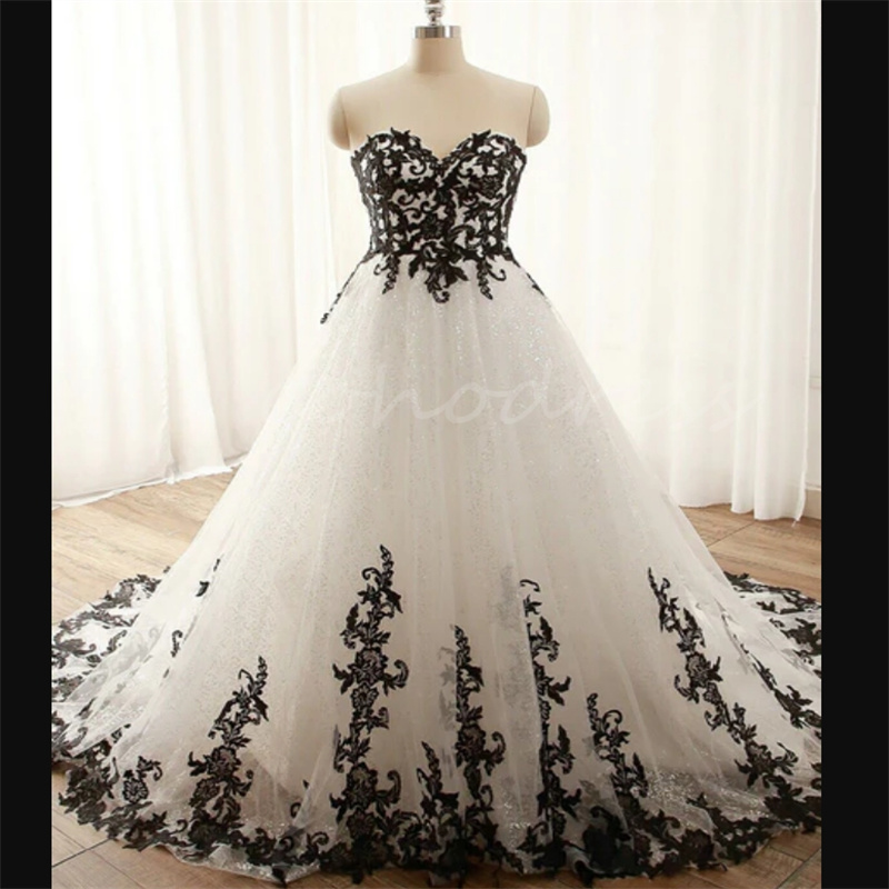 Glitter Black And White Gothic Wedding Dress Appliques Lace Ball Gown Corset Victorian Bridal Dress Fantasy Country Vestio De Novia Aesthetic Medieval
