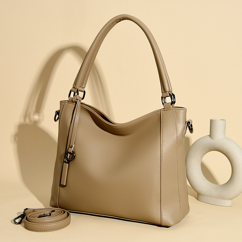 Large Capacity Tote 2024 New Fashion Trend Shoulder Casual Versatile Crossbody Large Bag