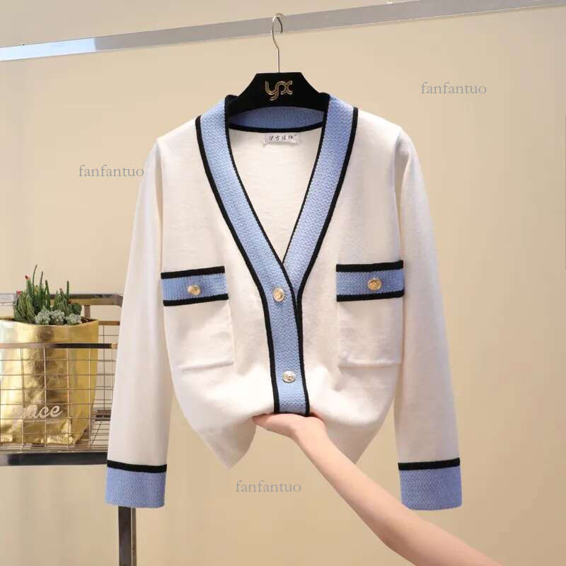Women's Sweaters Knitted Sweater for Women V Neck Contrast Color Buttons Knitted Cardigan Sweater CX200801