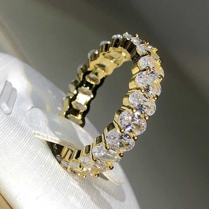 Luxury Charming Oval Crystal Engagement Promise Rings for Women 925 Sterling Silver Jewelry Shiny CZ Zircon Wedding RingXJ250104